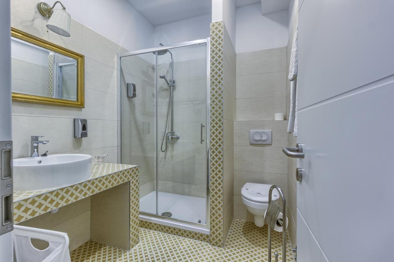 Urban Iii Guest house 4*
