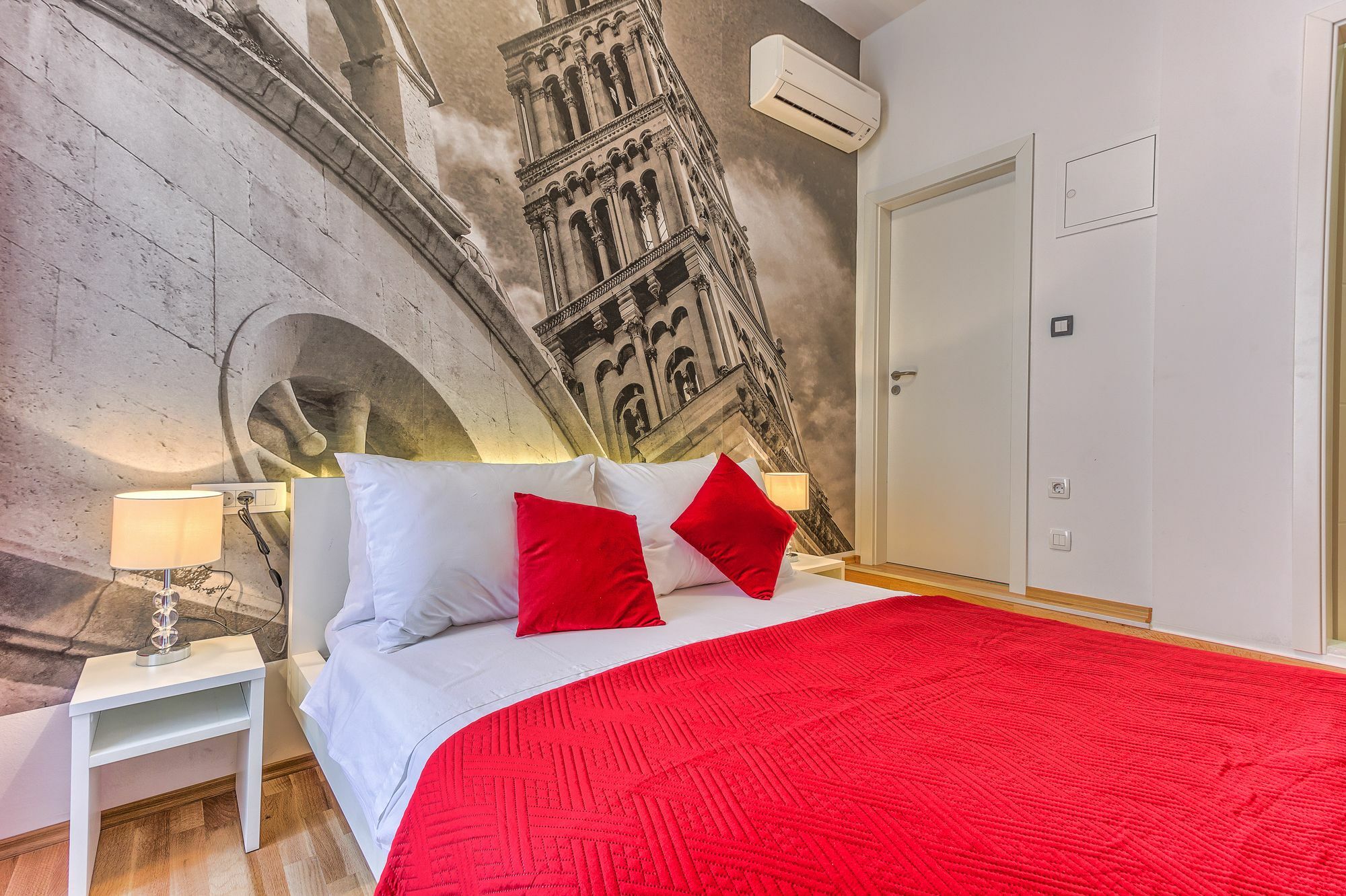 Urban Iii 4*